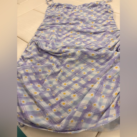 Floral Ruched Bodycon Mini Dress - Picture 3 of 9